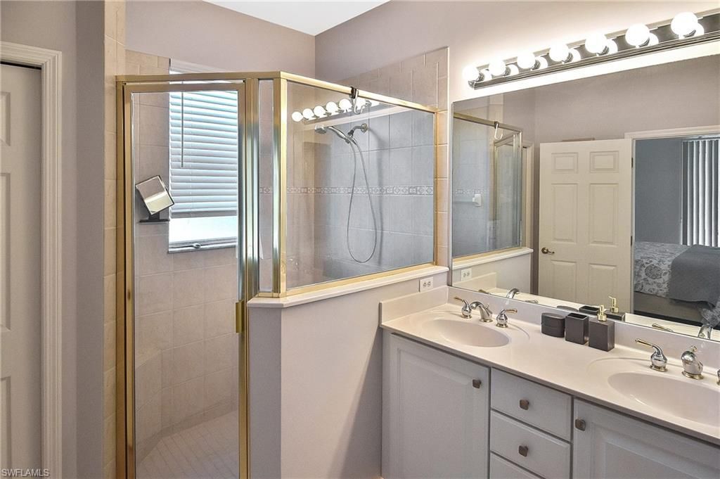 8156 Woodridge Pointe Dr, Fort Myers, FL 33912 Photo