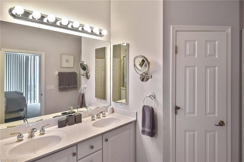 8156 Woodridge Pointe Dr, Fort Myers, FL 33912 Photo