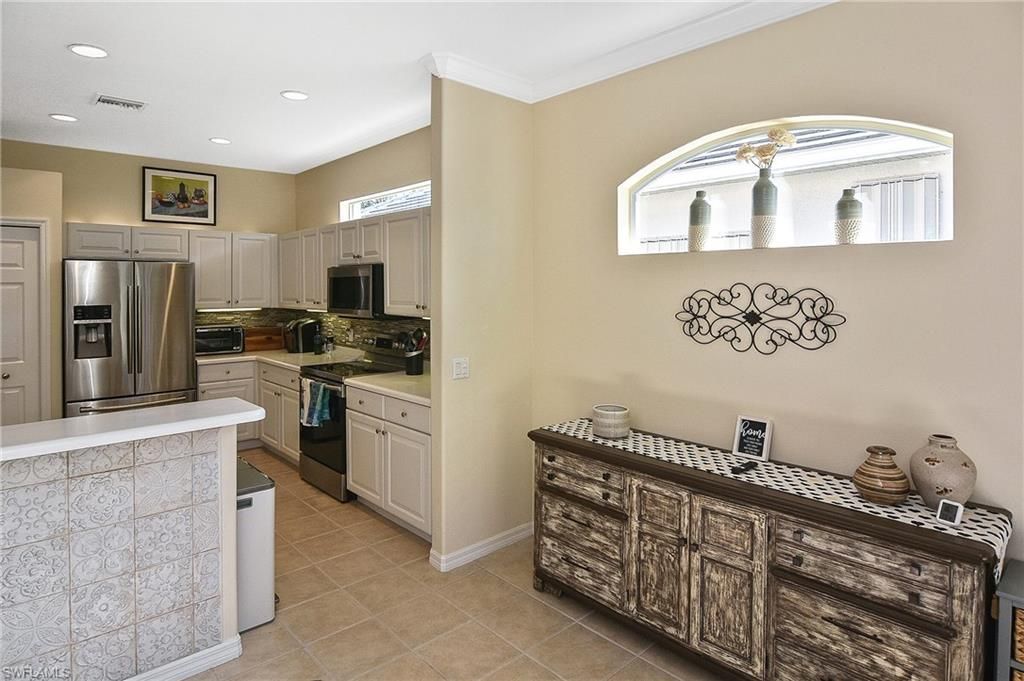 8156 Woodridge Pointe Dr, Fort Myers, FL 33912 Photo