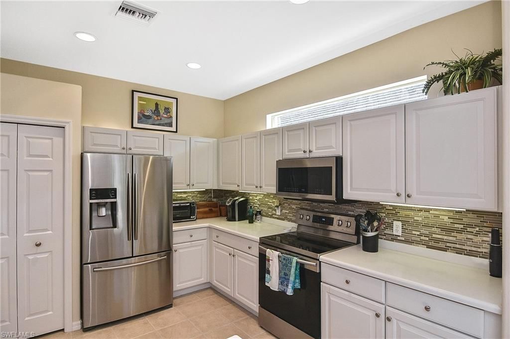 8156 Woodridge Pointe Dr, Fort Myers, FL 33912 Photo