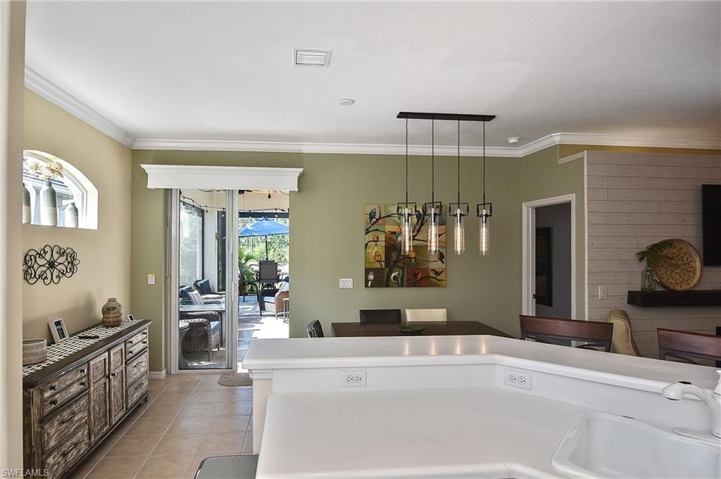8156 Woodridge Pointe Dr, Fort Myers, FL 33912 Photo