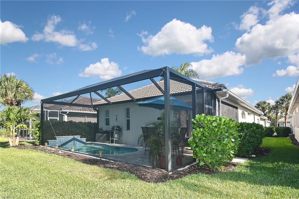 8156 Woodridge Pointe Dr, Fort Myers, FL 33912 Photo
