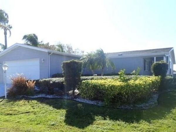 8027 9th Hole Drive, Port Saint Lucie, FL 34952