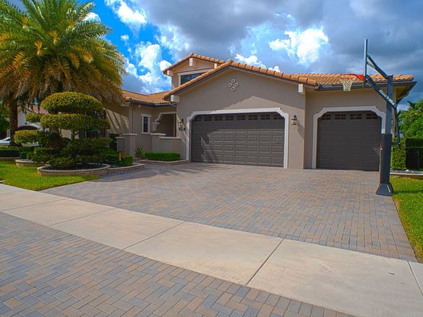 8965 Watercrest Circle E, Parkland, FL 33076