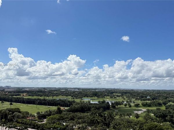 5300 Paseo Blvd, Unit 1510, Doral, FL 33166