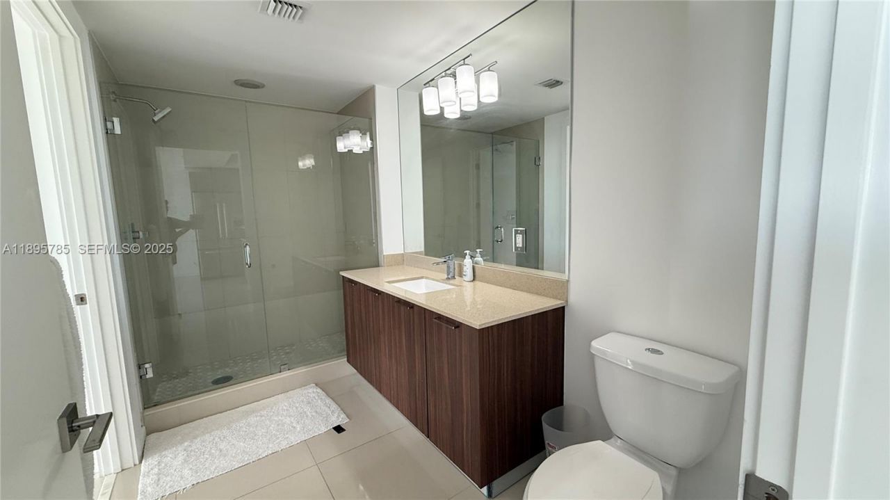 5300 Paseo Blvd, Unit 1510, Doral, FL 33166 Photo