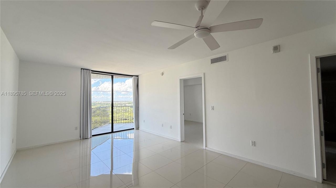 5300 Paseo Blvd, Unit 1510, Doral, FL 33166 Photo