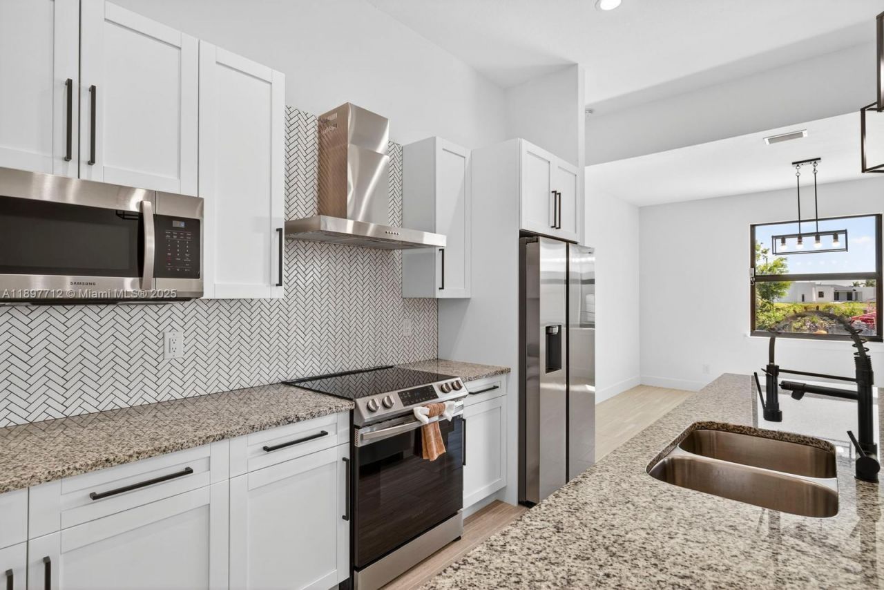 3414 NW 21st St, Cape Coral, FL 33993 Photo