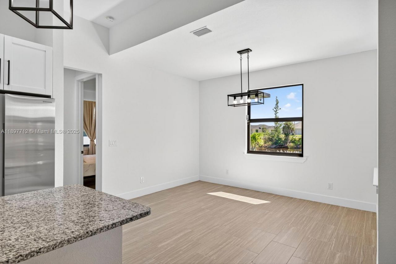 3414 NW 21st St, Cape Coral, FL 33993 Photo