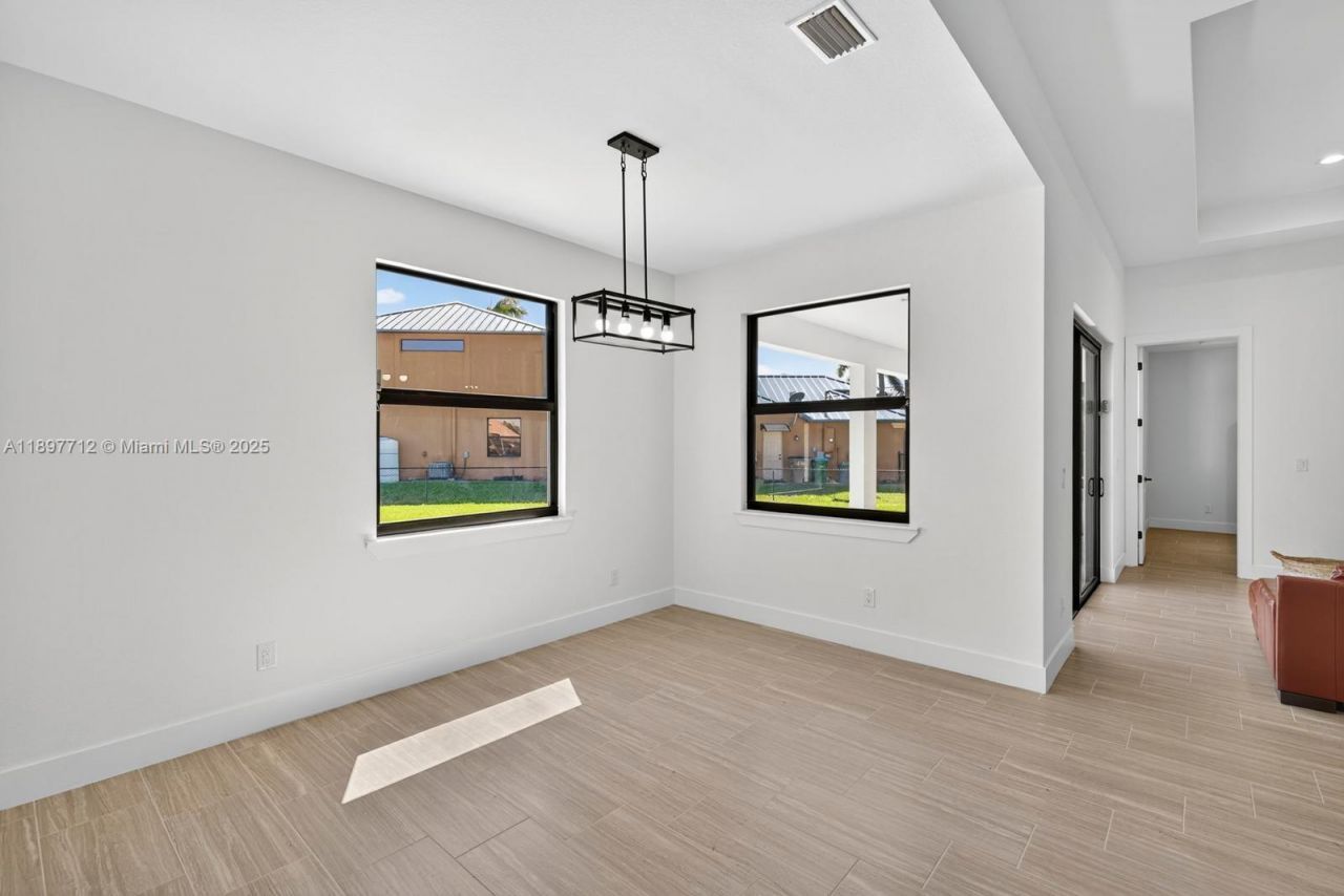 3414 NW 21st St, Cape Coral, FL 33993 Photo