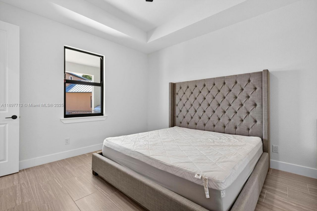 3414 NW 21st St, Cape Coral, FL 33993 Photo