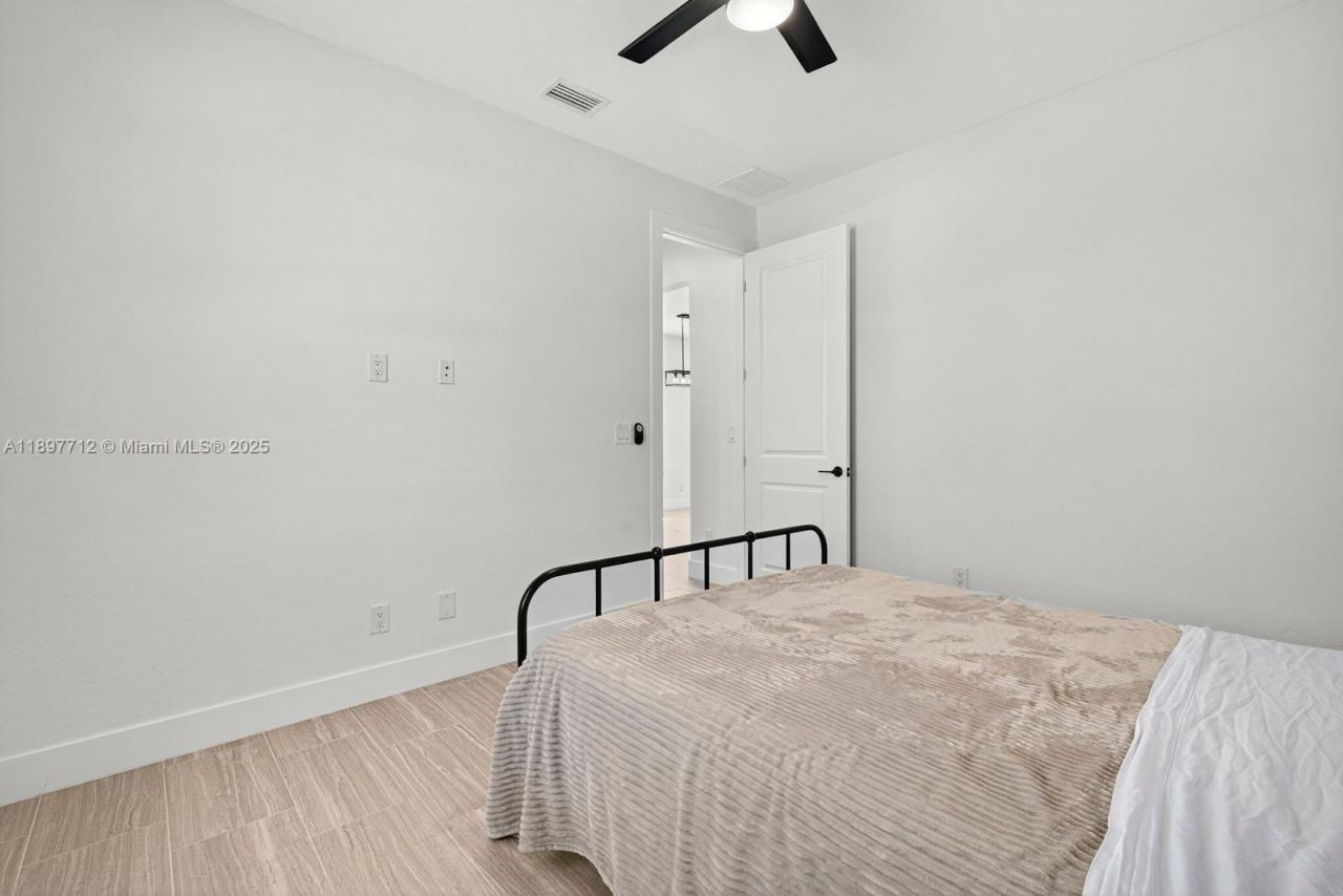 3414 NW 21st St, Cape Coral, FL 33993 Photo