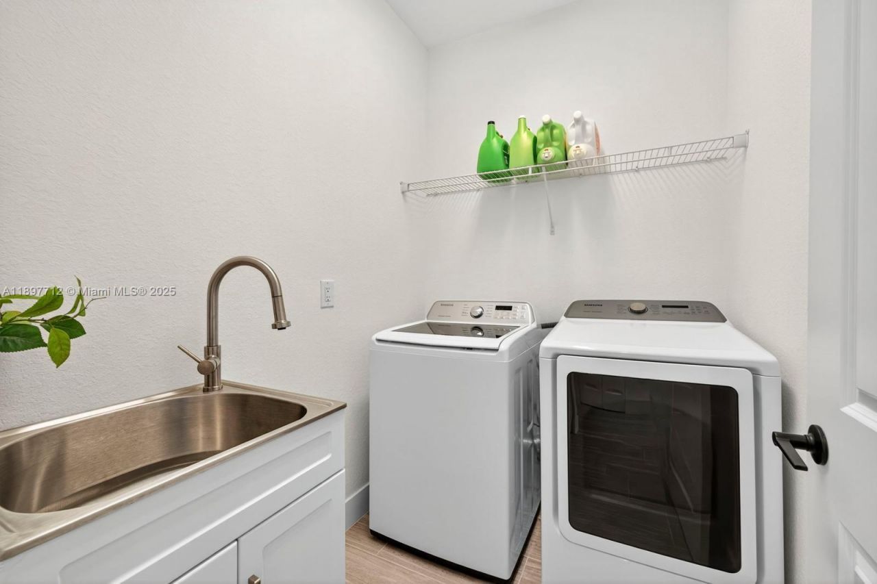 3414 NW 21st St, Cape Coral, FL 33993 Photo