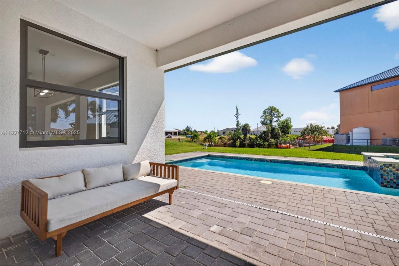 3414 NW 21st St, Cape Coral, FL 33993 Photo