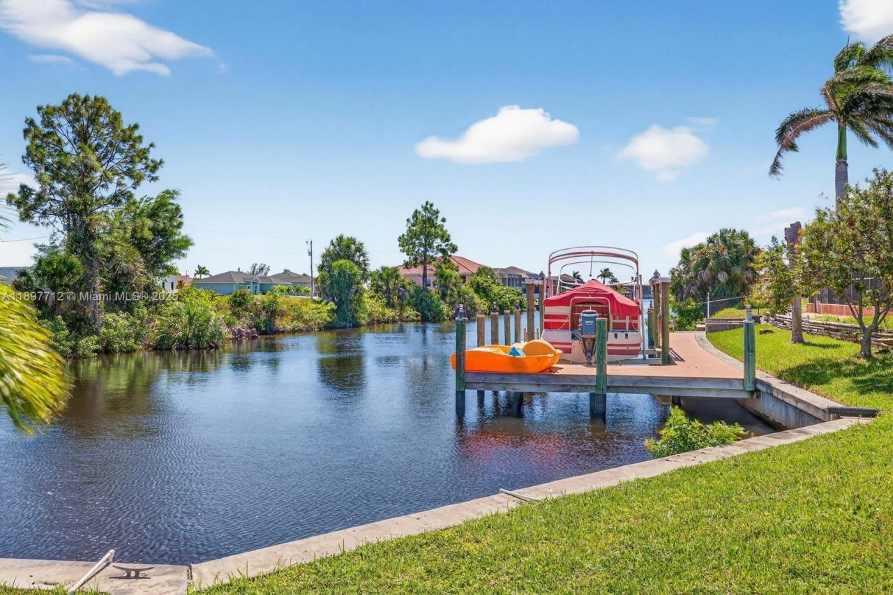 3414 NW 21st St, Cape Coral, FL 33993 Photo