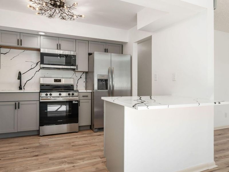 4241 Ashgrove Drive, Grove City, OH 43123 Photo 13