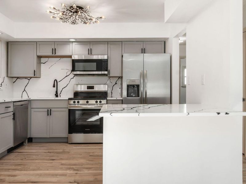 4241 Ashgrove Drive, Grove City, OH 43123 Photo 14