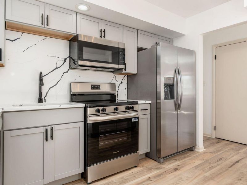 4241 Ashgrove Drive, Grove City, OH 43123 Photo 20