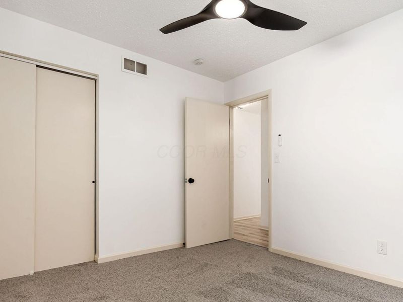 4241 Ashgrove Drive, Grove City, OH 43123 Photo 25