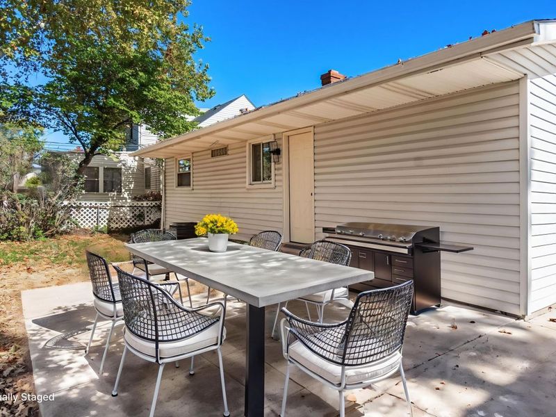 4241 Ashgrove Drive, Grove City, OH 43123 Photo 31