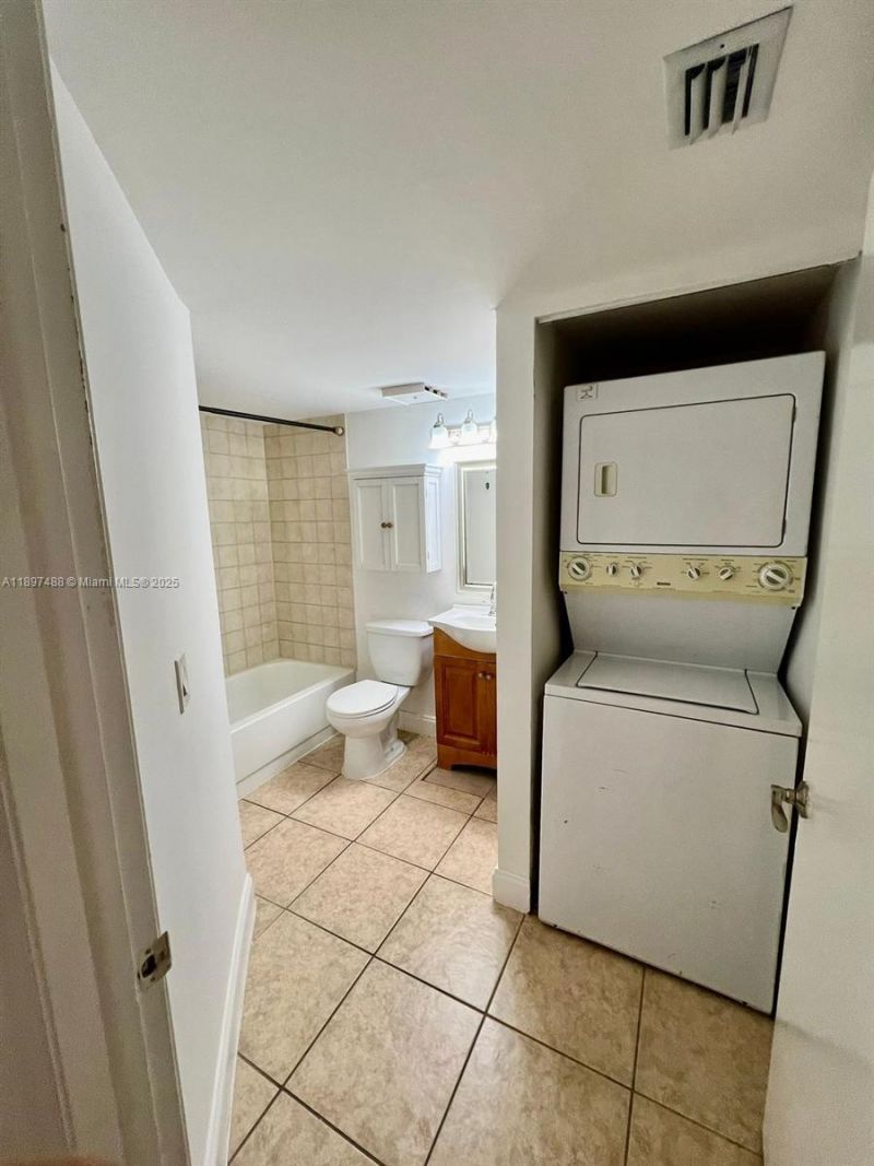 8365 SW 152nd Ave, Unit C-409, Miami, FL 33193 Photo