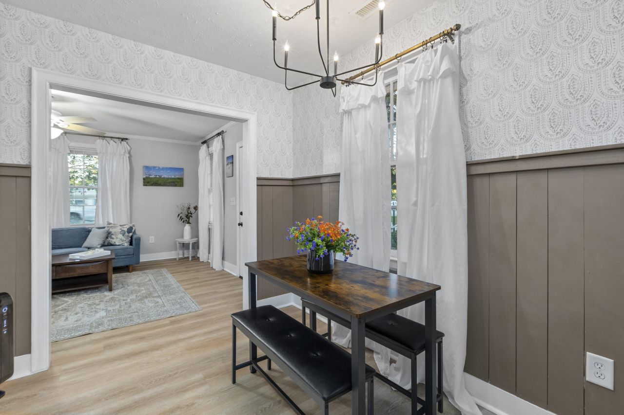 687 Savannah Highway Photo 13