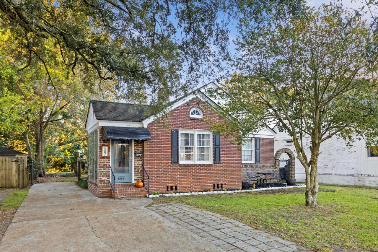 687 Savannah Highway Photo 2