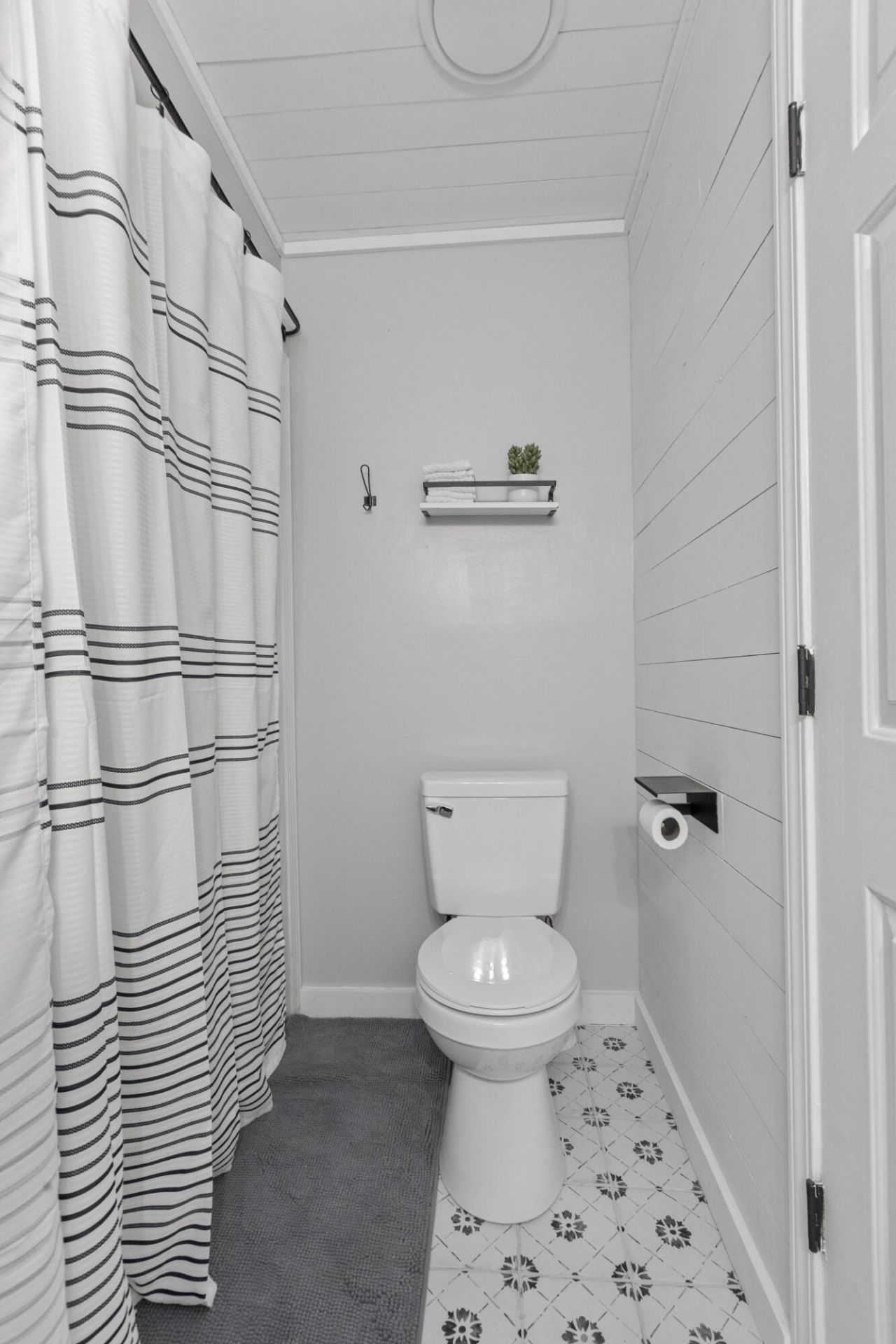 687 Savannah Highway Photo 21