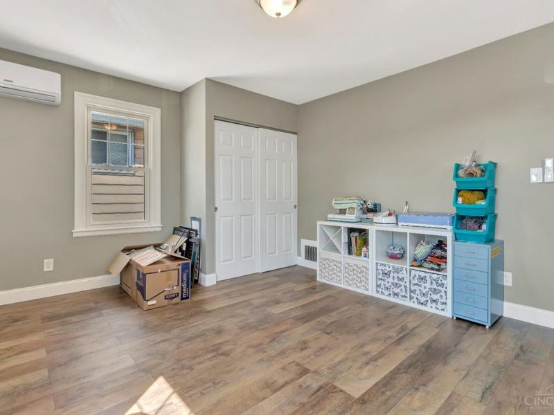 710 E Ross Avenue, Saint Bernard, OH 45217 Photo 20