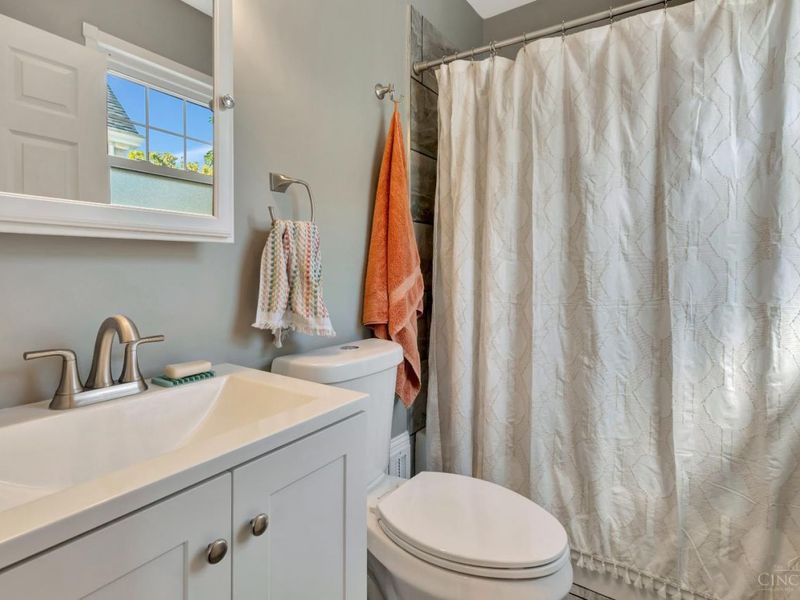 710 E Ross Avenue, Saint Bernard, OH 45217 Photo 22