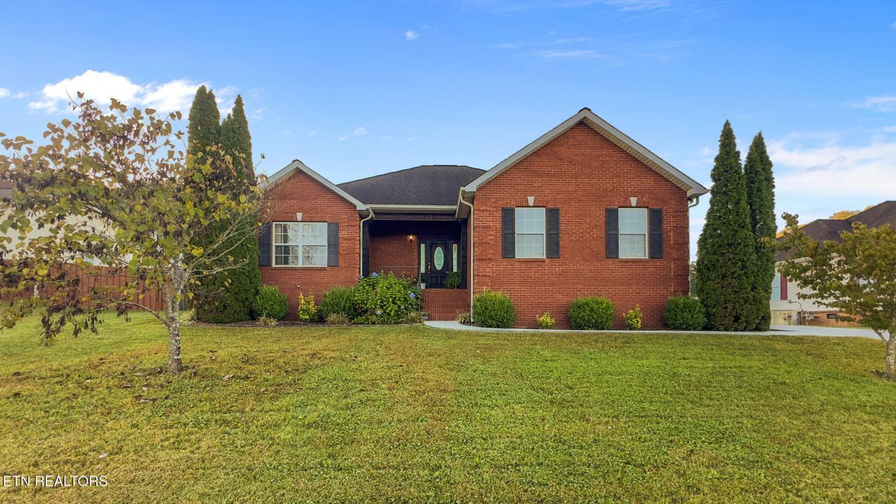3820 Hillside Terrace Lane, Knoxville, TN 37924 Main Photo
