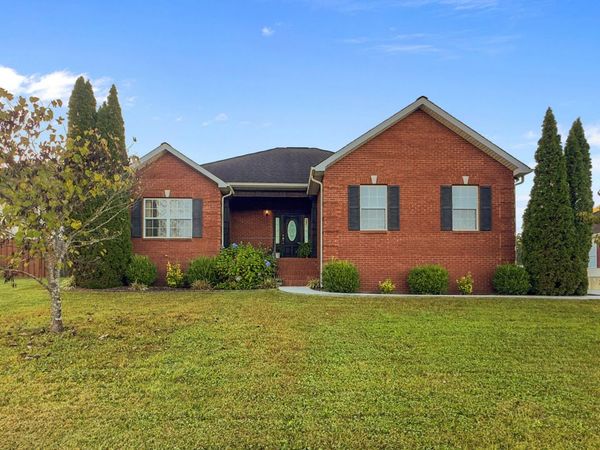 3820 Hillside Terrace Lane, Knoxville, TN 37924