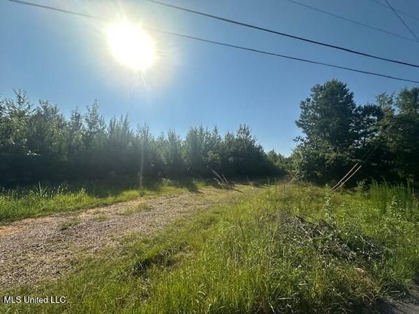 217 Knight Parker Road, Meridian, MS 39301