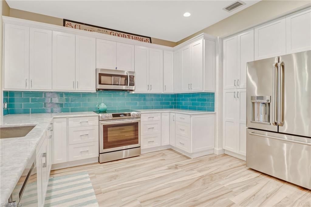 10037 Heather Ln, Unit 403, Naples, FL 34119 Photo