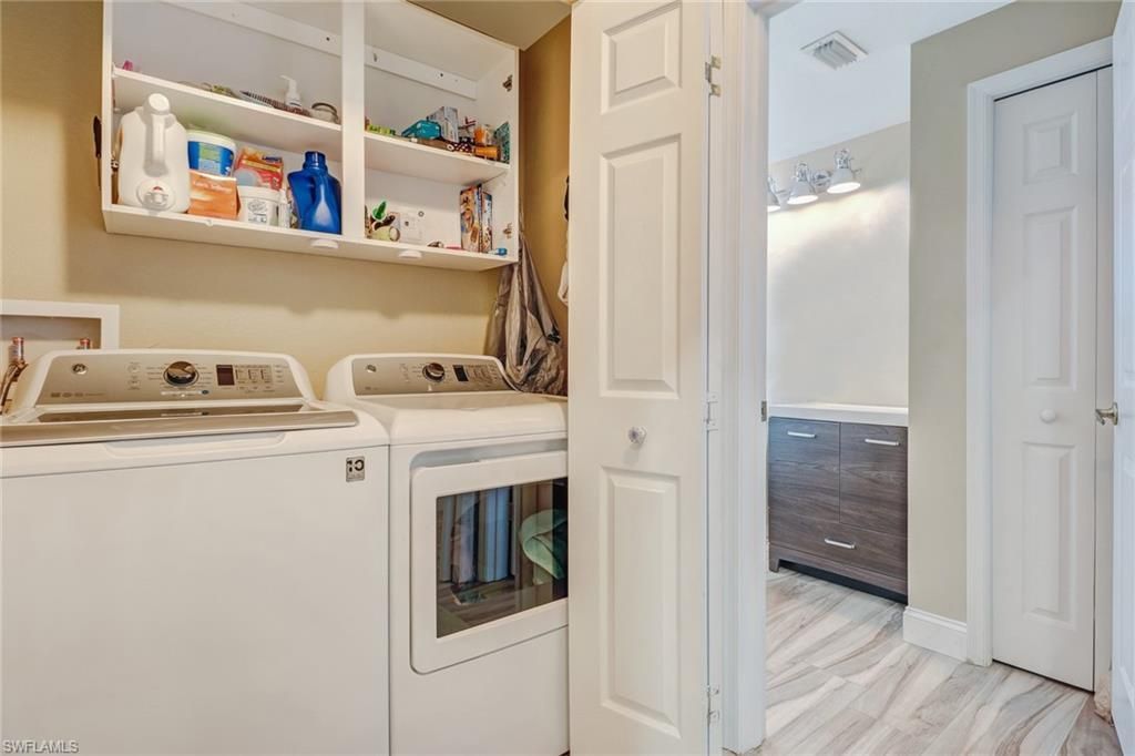 10037 Heather Ln, Unit 403, Naples, FL 34119 Photo