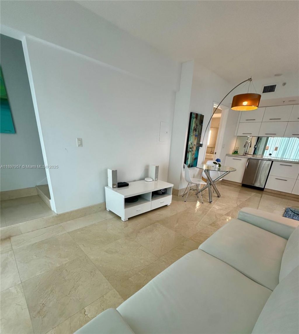 150 Sunny Isles Blvd, Unit 1-UPH1, Sunny Isles Beach, FL 33160 Photo