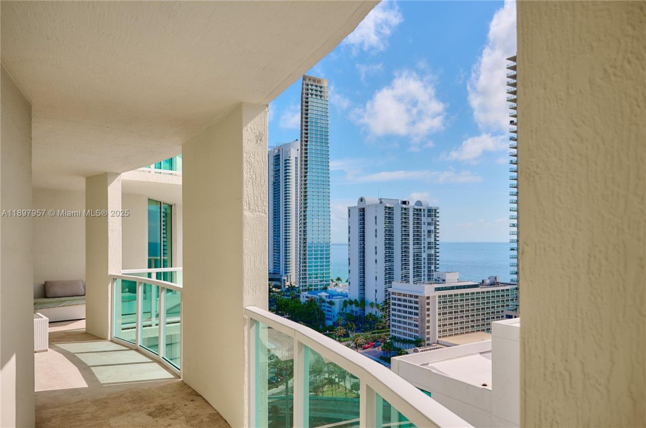 150 Sunny Isles Blvd, Unit 1-UPH1, Sunny Isles Beach, FL 33160 Photo