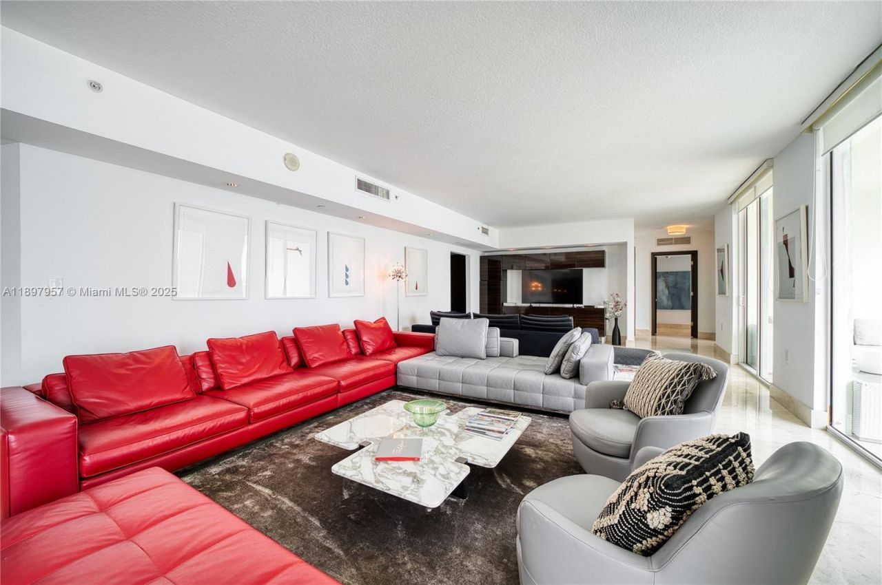 150 Sunny Isles Blvd, Unit 1-UPH1, Sunny Isles Beach, FL 33160 Photo