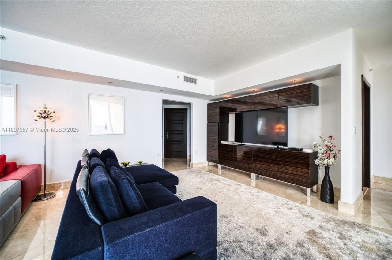 150 Sunny Isles Blvd, Unit 1-UPH1, Sunny Isles Beach, FL 33160 Photo