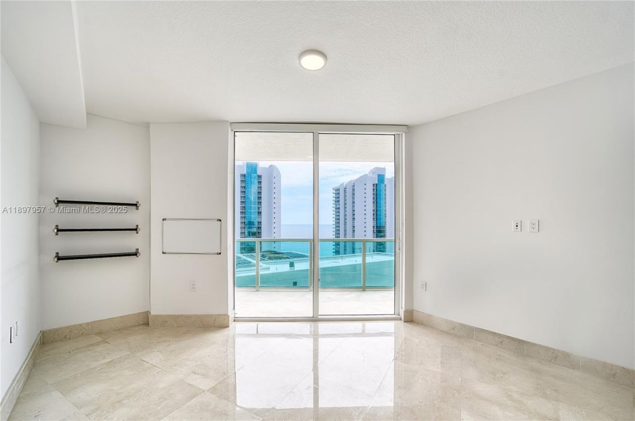 150 Sunny Isles Blvd, Unit 1-UPH1, Sunny Isles Beach, FL 33160 Photo