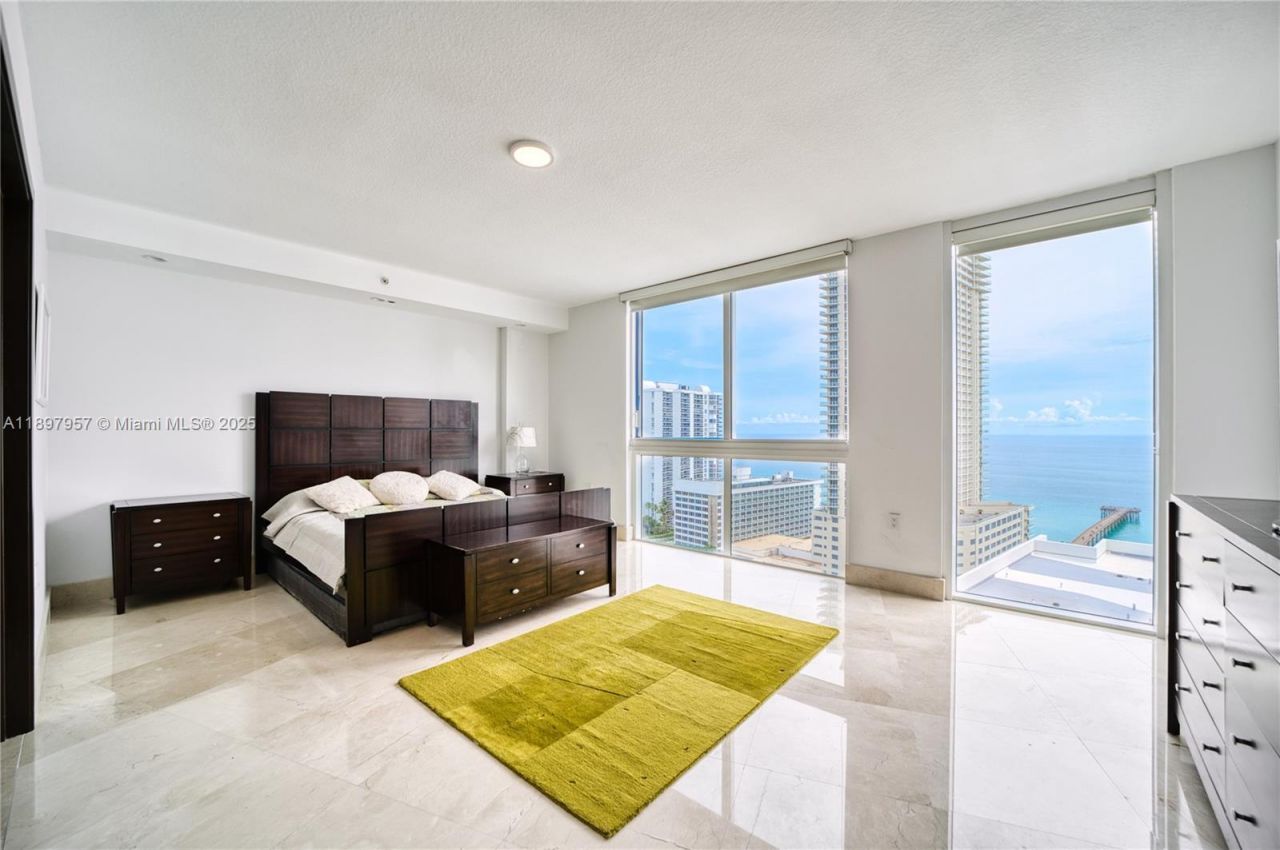 150 Sunny Isles Blvd, Unit 1-UPH1, Sunny Isles Beach, FL 33160 Photo