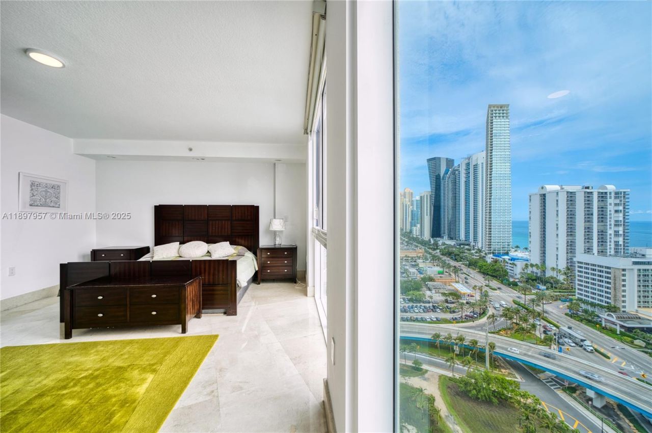 150 Sunny Isles Blvd, Unit 1-UPH1, Sunny Isles Beach, FL 33160 Photo