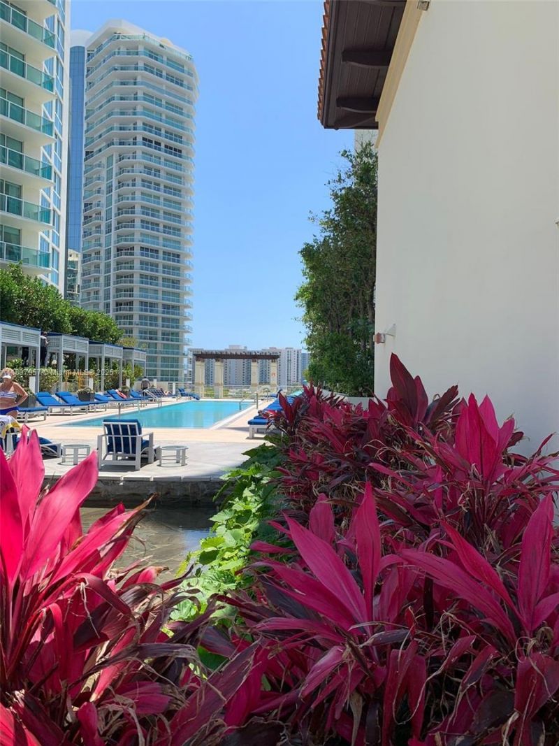 150 Sunny Isles Blvd, Unit 1-UPH1, Sunny Isles Beach, FL 33160 Photo