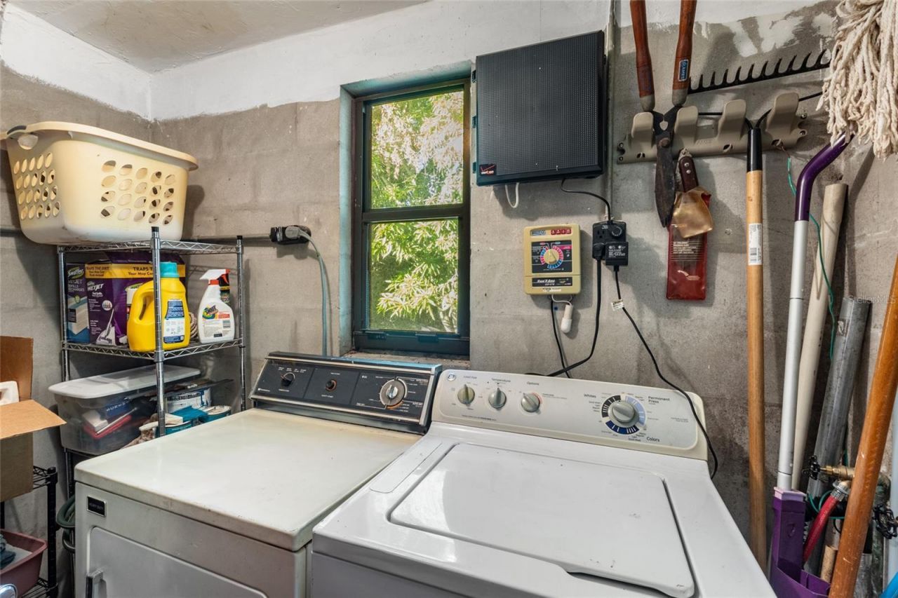 2105 Leon Avenue, Sarasota, FL 34234 Photo