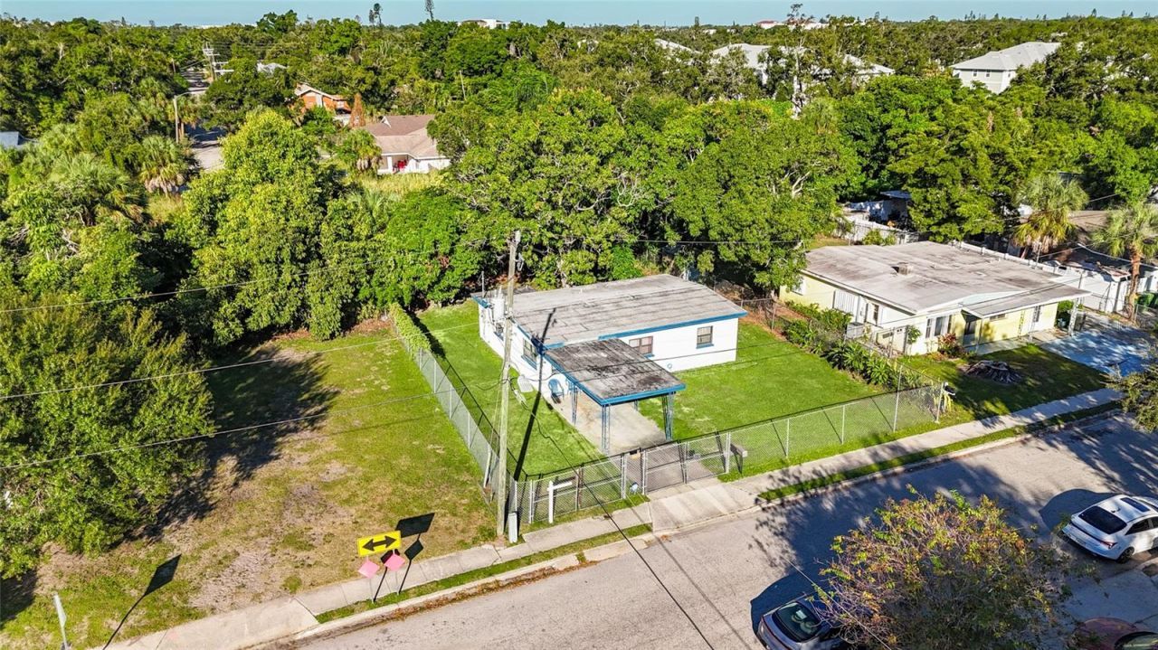 2105 Leon Avenue, Sarasota, FL 34234 Photo