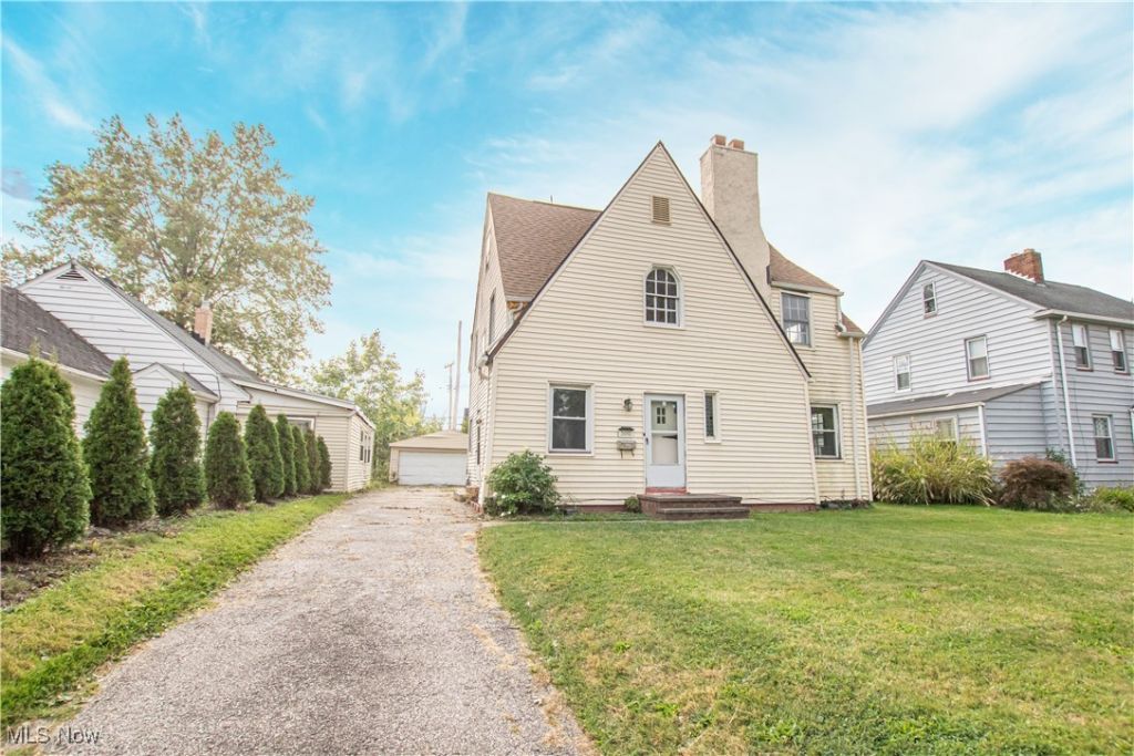3092 Becket Road, Cleveland, OH 44120 Main Photo