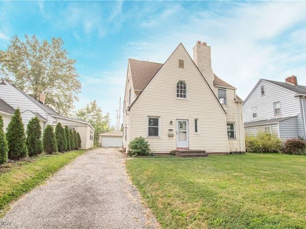 3092 Becket Road, Cleveland, OH 44120