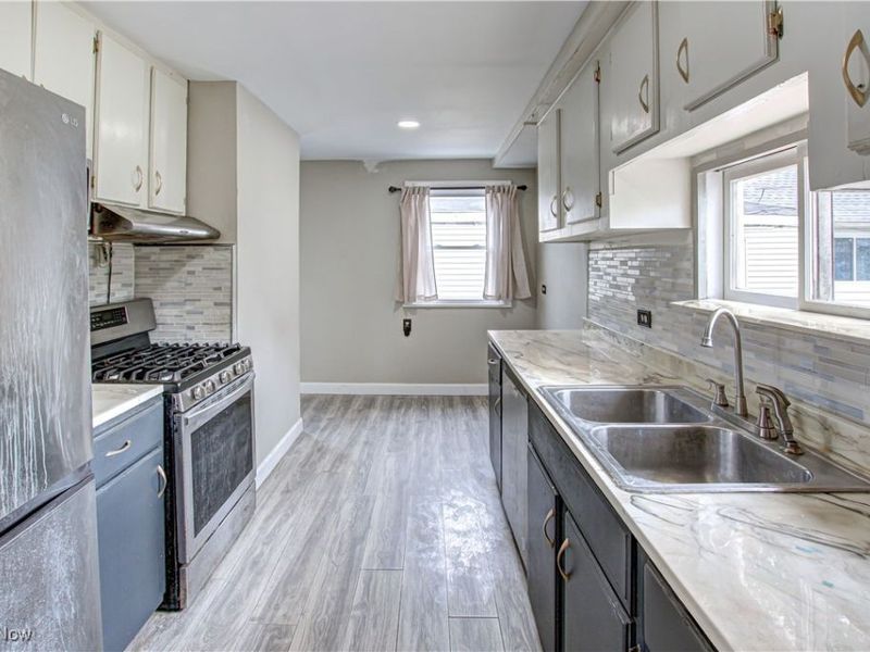 3092 Becket Road, Cleveland, OH 44120 Photo 14