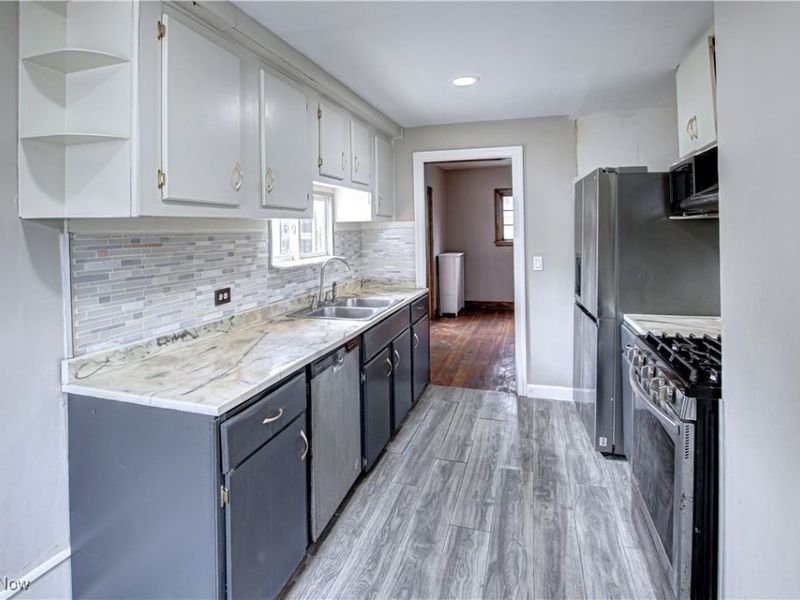 3092 Becket Road, Cleveland, OH 44120 Photo 16