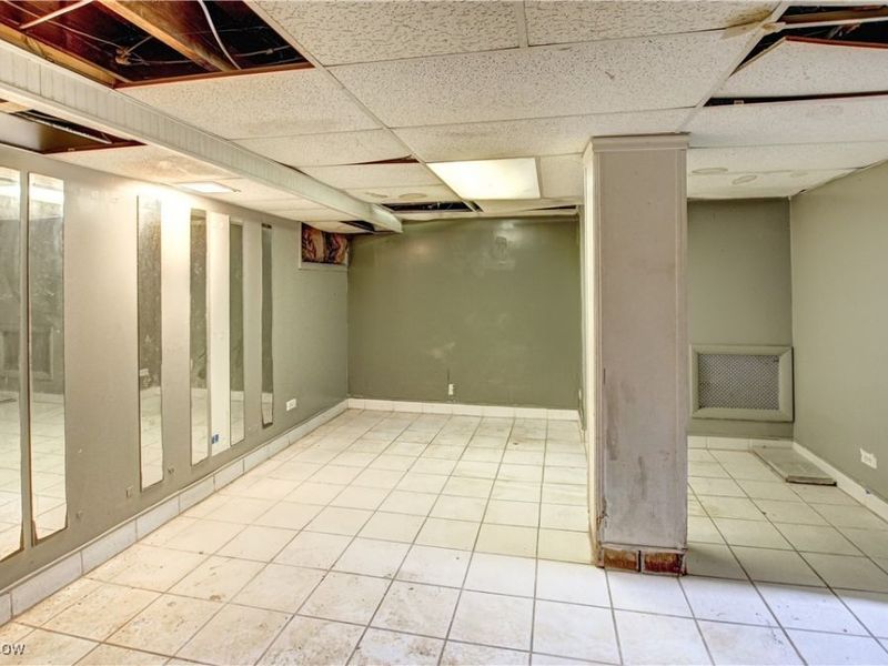 3092 Becket Road, Cleveland, OH 44120 Photo 26